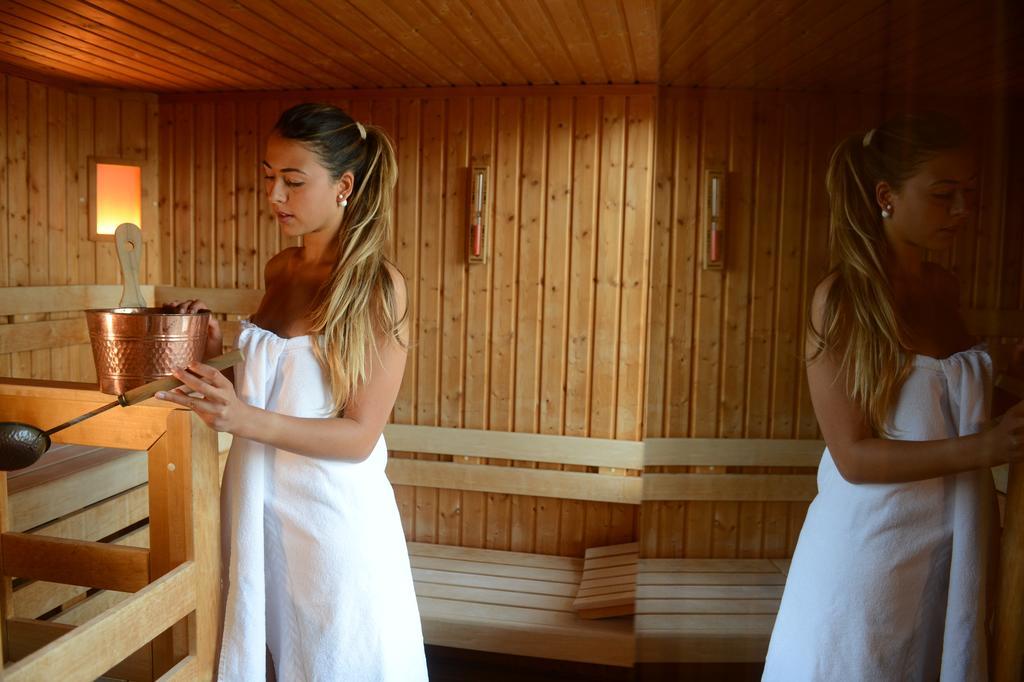 Hotel Margherita Сан Мартино ди Кастроза Екстериор снимка