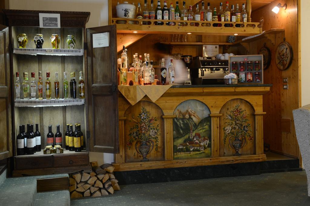 Hotel Margherita Сан Мартино ди Кастроза Екстериор снимка
